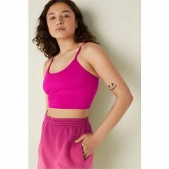 Victorias Secret PINK Victoria's Secret PINK Ultimate Lightly Lined Sports Crop