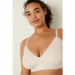 Victorias Secret PINK Victoria's Secret PINK Lace Triangle Bralette Red Pepper 2 Victorias Secret PINK Victoria's Secret PINK Lace Triangle Bralette Red Pepper -Victoria's Secret PINK Shop unnamed file 2243