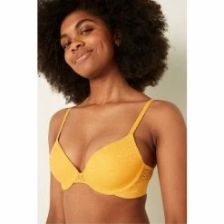 Victorias Secret PINK Victoria's Secret PINK Wear Everywhere T-Shirt Lightly Lined Bra