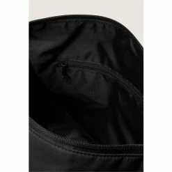 Victorias Secret PINK Victoria's Secret PINK Everyday Duffle Bag -Victoria's Secret PINK Shop unnamed file 5027