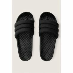 Victorias Secret PINK Victoria's Secret PINK Puffer Slide